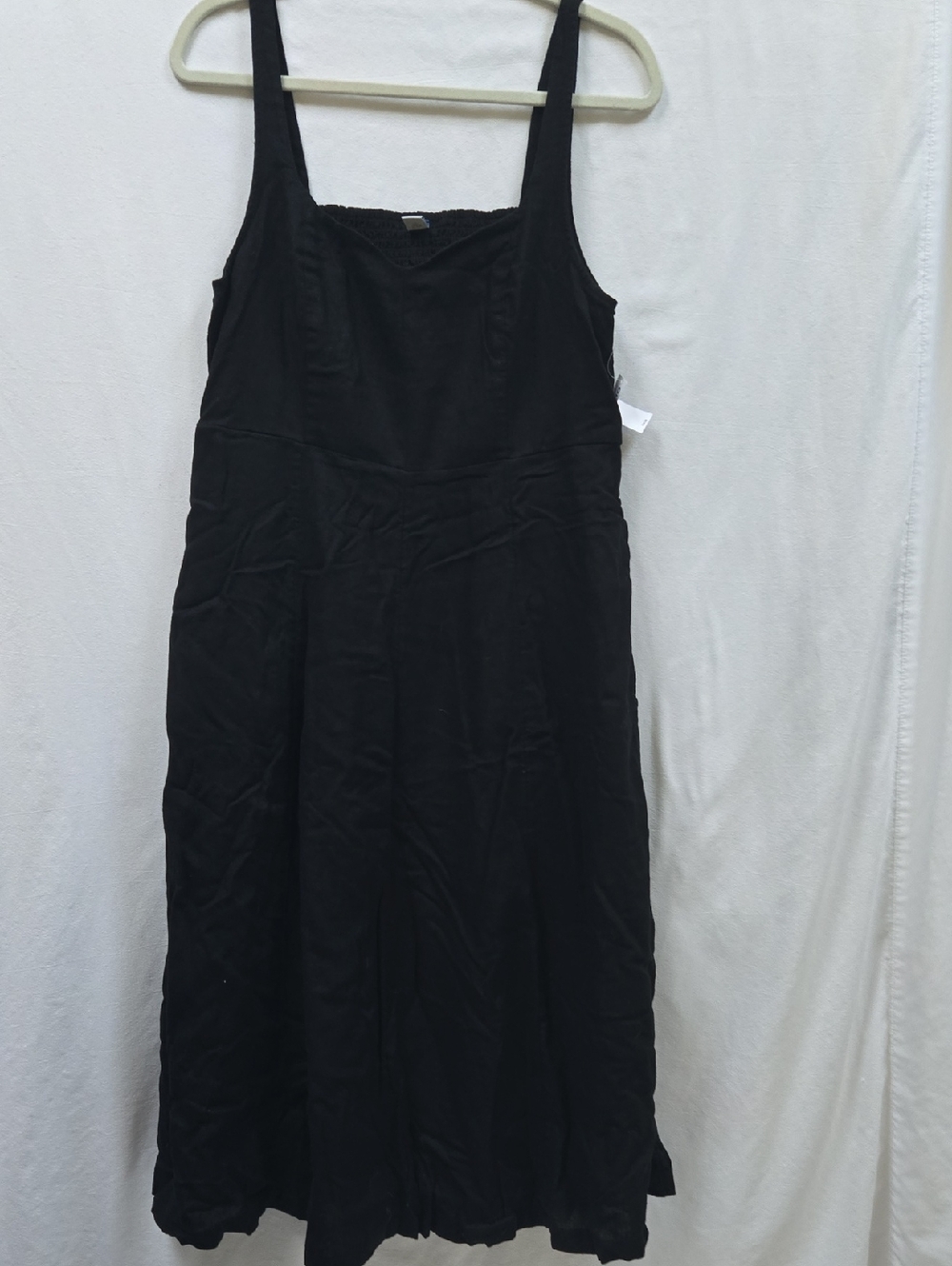 Old Navy Black Sleeveless Midi Dress